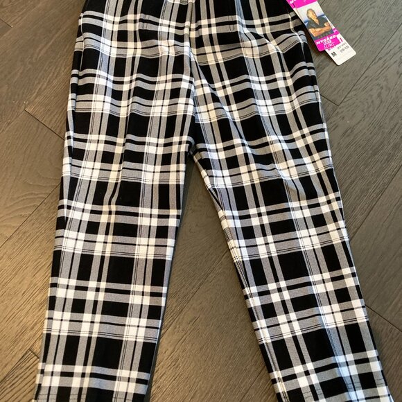 Peter Nygard Pants - Nygard Capris